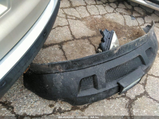 GMC ACADIA SLE 2011 1GKKVPED9BJ316190 Image 4