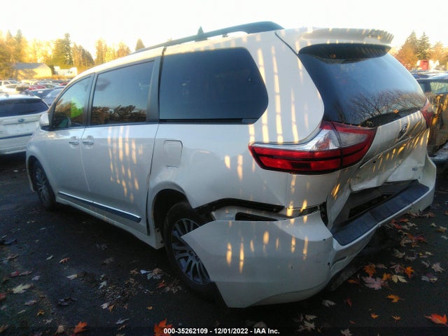 2018 Toyota Sienna, VIN: 5TDYZ3DCXJS945874