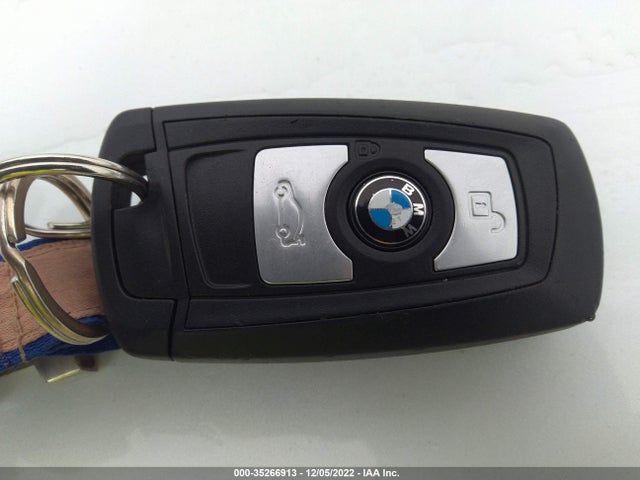 2015 BMW 3 Series, VIN: WBA3C1C57FK118980