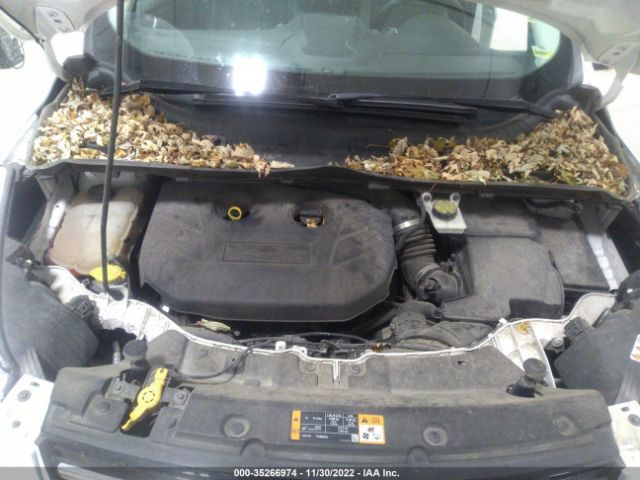 1FMCU0J90EUA45093 Ford Escape Titanium
