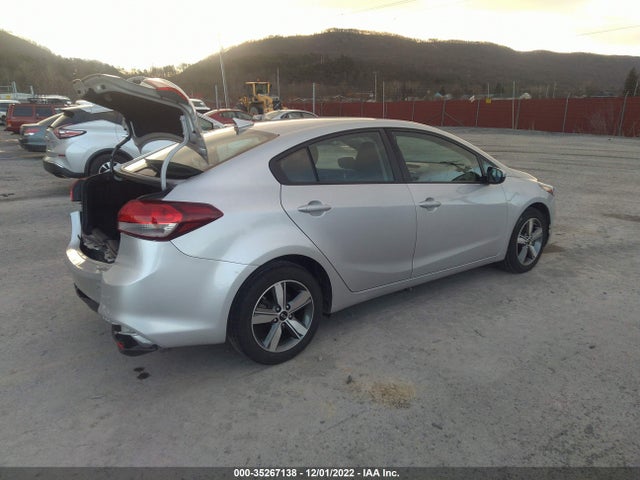 2018 Kia Forte, VIN: 3KPFL4A75JE212227