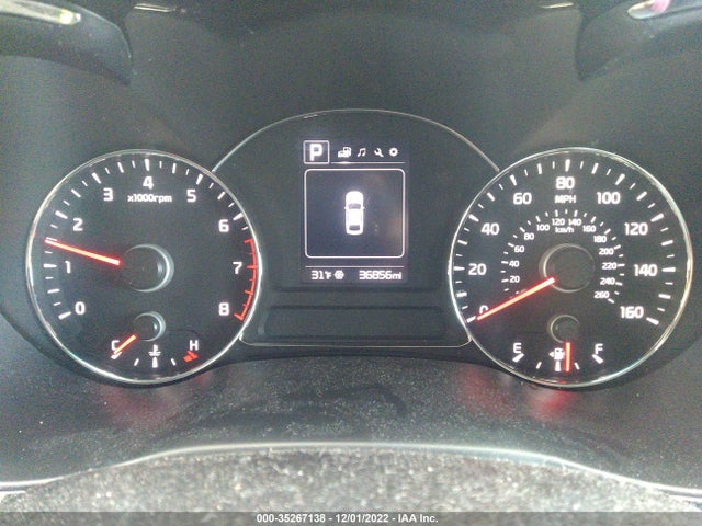2018 Kia Forte, VIN: 3KPFL4A75JE212227