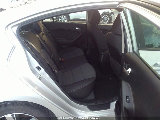 2018 Kia Forte, VIN: 3KPFL4A75JE212227