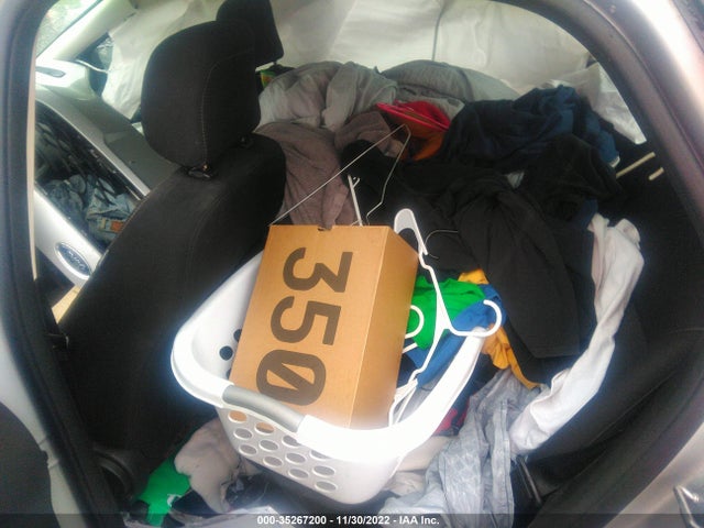 Ford FOCUS SE 2018 1FADP3F27JL231863 Image 9