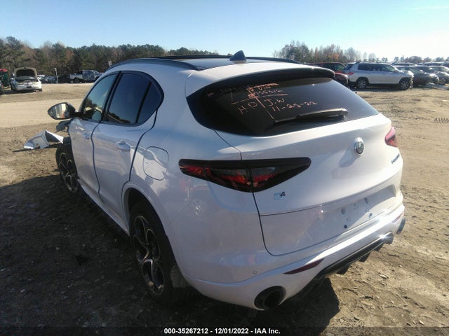 ZASPAKBN1P7D55512 Alfa Romeo Stelvio Veloce