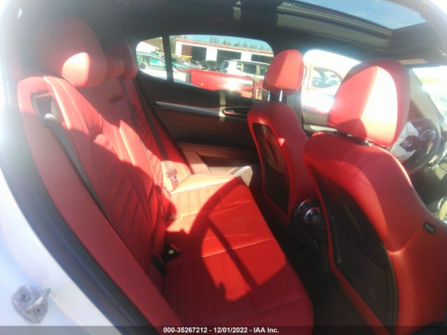 ZASPAKBN1P7D55512 Alfa Romeo Stelvio Veloce