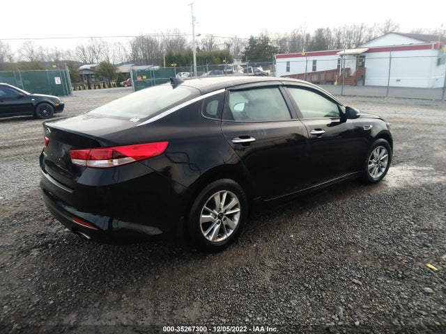 KIA Optima 2017 5XXGT4L36HG168982 Image 5