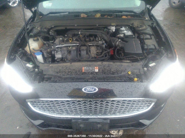 2020 Ford Fusion, VIN: 3FA6P0D92LR121105