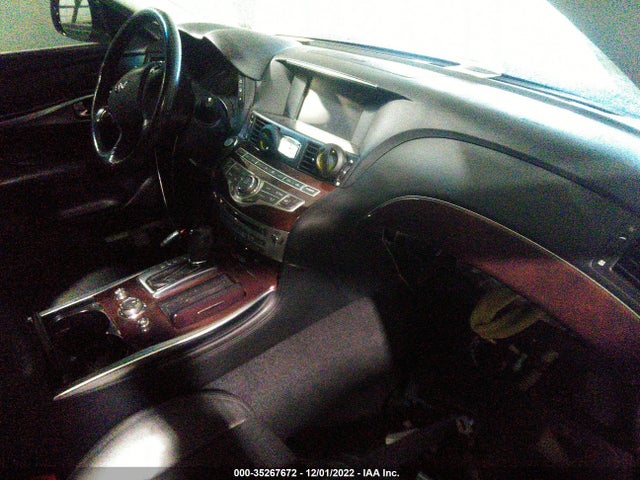 2017 Infiniti Q70, VIN: JN1BY1AP0HM741467