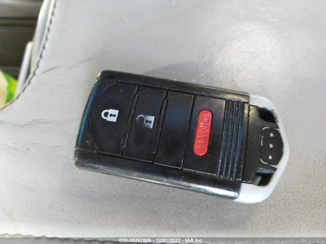 Acura TL 2011 19UUA9F56BA000895 Image 3