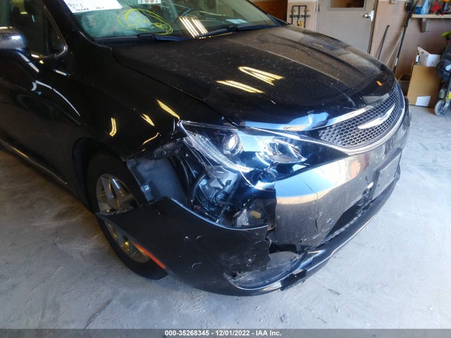 Chrysler Pacifica Limited 2018 2C4RC1GG3JR251710 Image 6