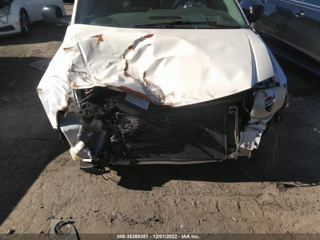 Chrysler Town & Country 2006 2A4GP54L86R911553 Image 8