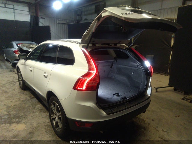YV4902DZ8B2210734 Volvo Xc60 3.0t