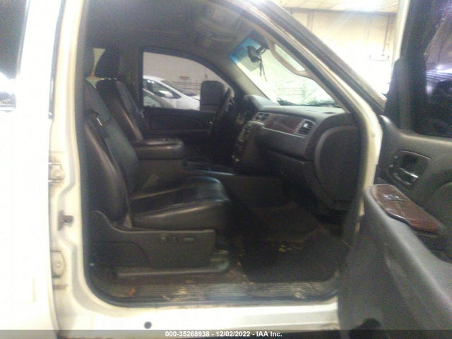 2008 CHEVROLET SILVERADO 2500HD LTZ VIN: 1GCHK23618F100657