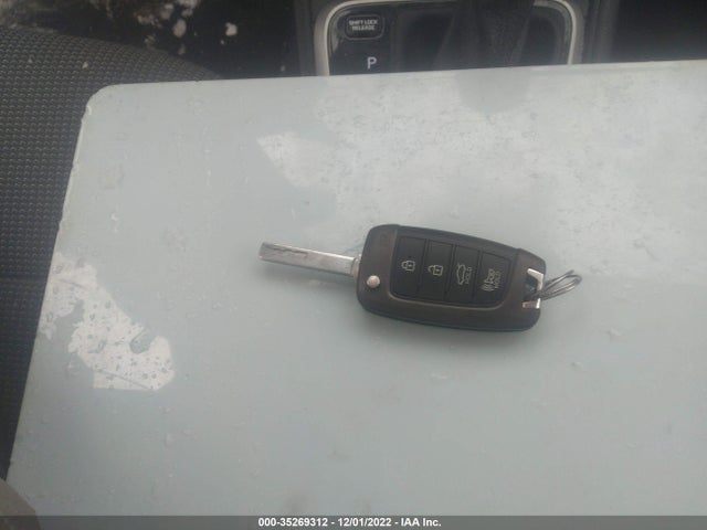 Hyundai Accent Sel 2019 3KPC24A30KE061639 Image 3