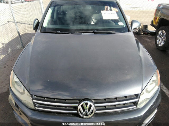 Volkswagen Touareg Lux 2011 WVGFK9BP8BD003237 Image 11