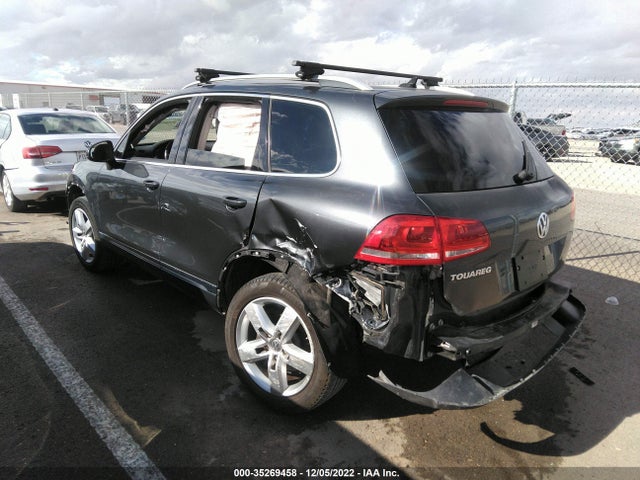 Volkswagen Touareg Lux 2011 WVGFK9BP8BD003237 Image 4