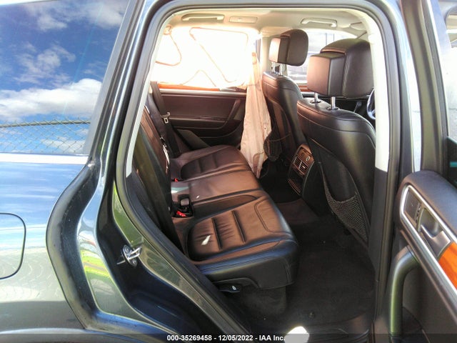 Volkswagen Touareg Lux 2011 WVGFK9BP8BD003237 Image 9