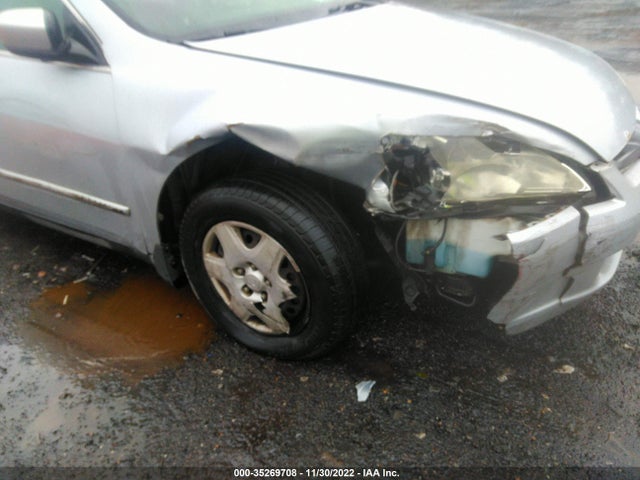 2005 HONDA ACCORD 2.4 LX VIN: 1HGCM56485A177813