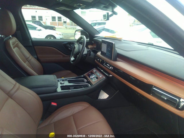 2022 Lincoln Aviator, VIN: 5LM5J7XC8NGL18323