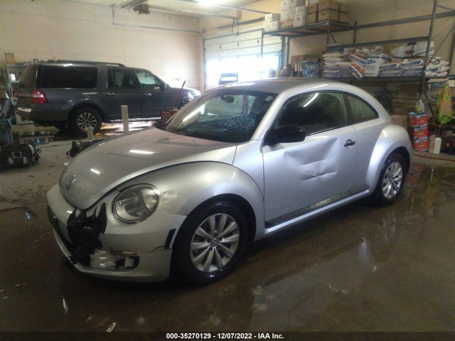 Volkswagen Beetle Coupe 2.5l Entry 2013 3VWFP7ATXDM669979 Image 2