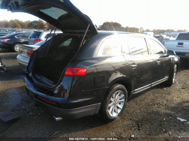 Lincoln MKT 2014 2LMHJ5NK9EBL55519 Image 5