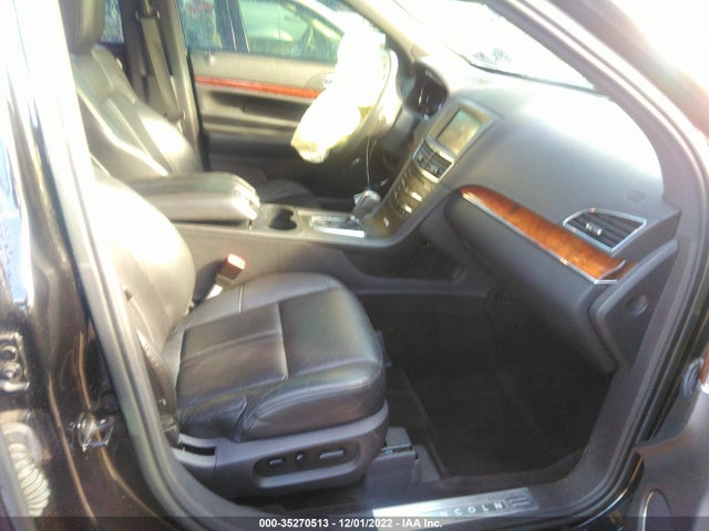 Lincoln MKT 2014 2LMHJ5NK9EBL55519 Image 6