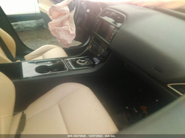 SAJAD4BG1HA956511 Jaguar Xe 25t Premium