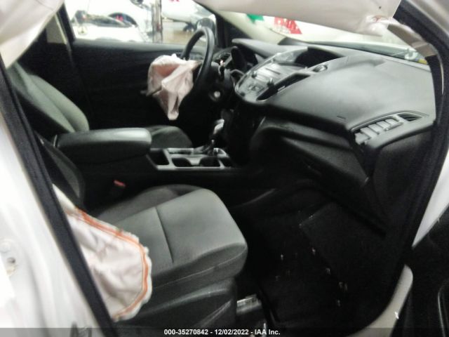1FMCU9GD2JUC62669 Ford ESCAPE SE