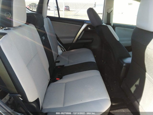 2018 Toyota RAV4, VIN: JTMRJREV6JD212229