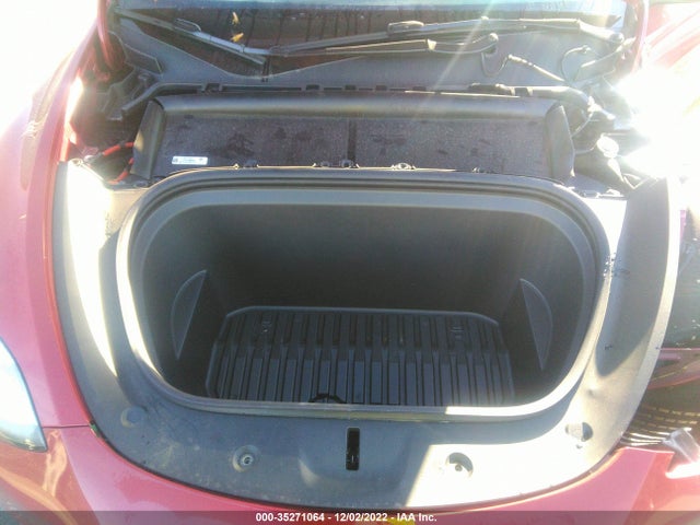 Tesla Model Y Long Range 2022 7SAYGDEE3NF312027 Image 12