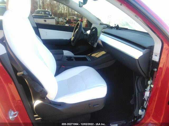Tesla Model Y Long Range 2022 7SAYGDEE3NF312027 Image 7