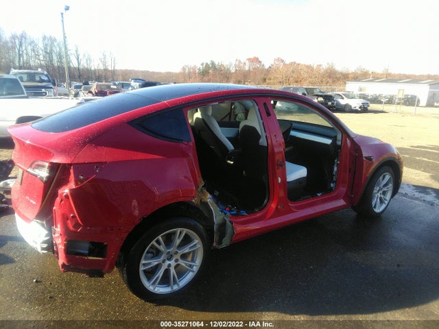 Tesla Model Y Long Range 2022 7SAYGDEE3NF312027 Image 8