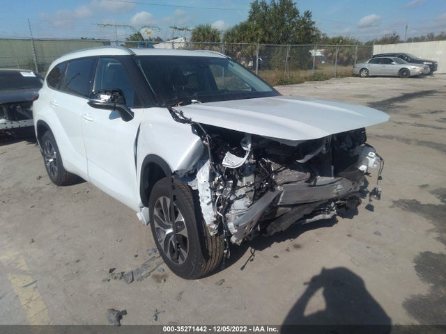 2022 Toyota Highlander, VIN: 5TDGZRAH4NS540890