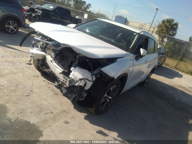 2022 Toyota Highlander, VIN: 5TDGZRAH4NS540890