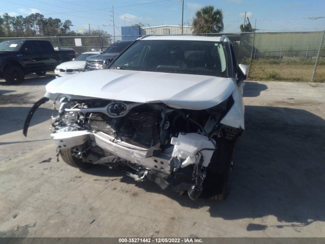 2022 Toyota Highlander, VIN: 5TDGZRAH4NS540890