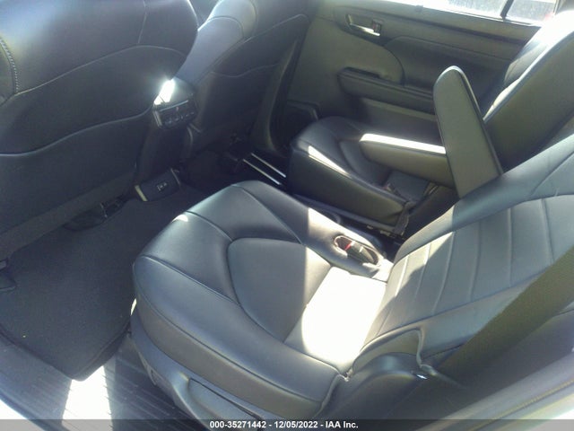 2022 Toyota Highlander, VIN: 5TDGZRAH4NS540890