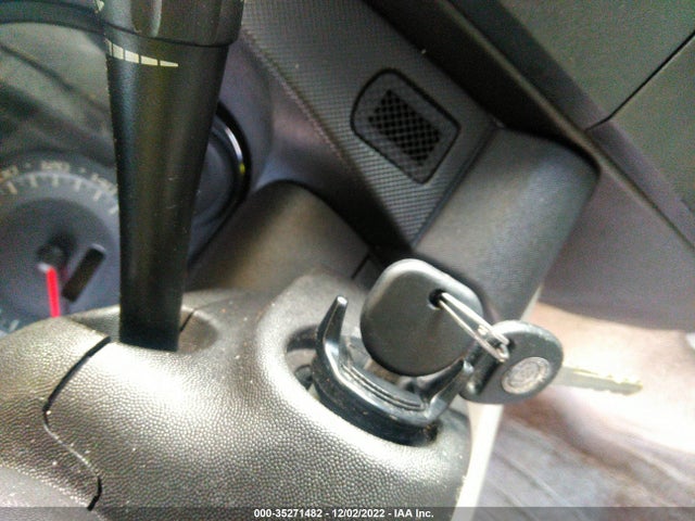 Cadillac CTS 2004 1G6DM577840156916 Image 3
