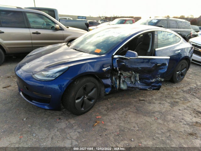 Tesla Model 3 Range Battery 2018 5YJ3E1EA1JF022971 Image 2