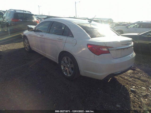Chrysler 200 Touring 2013 1C3CCBBB1DN515004 Image 4