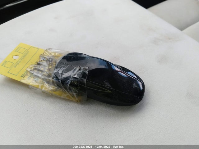 Tesla Model S Plaid 2022 5YJSA1E64NF463566 Image 3