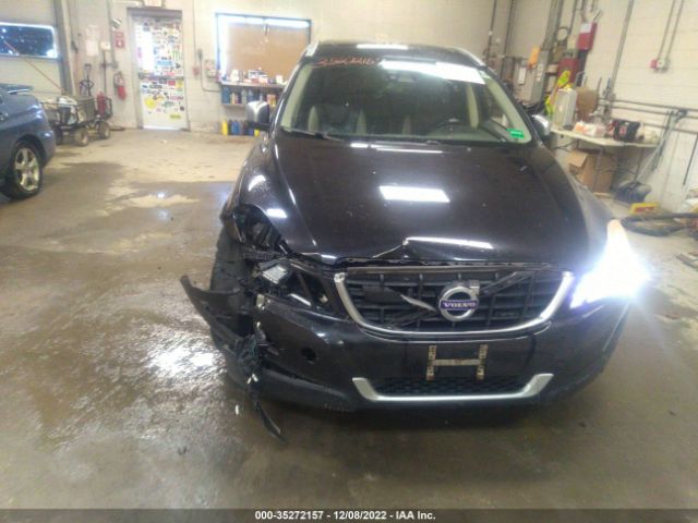 YV4902DZXB2209438 Volvo Xc60 3.0t