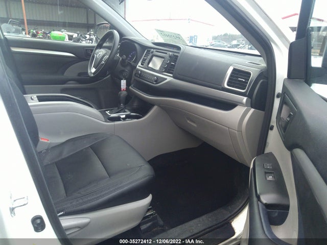 2018 TOYOTA HIGHLANDER LE VIN: 5TDZZRFH8JS243293
