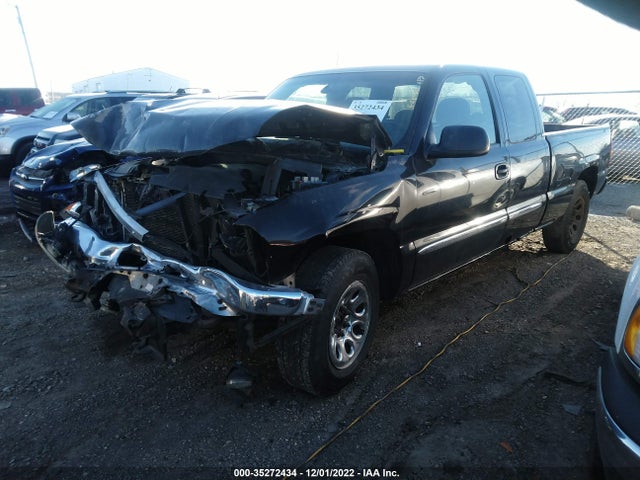 2005 GMC SIERRA 1500 SLE VIN: 2GTEC19V551324459