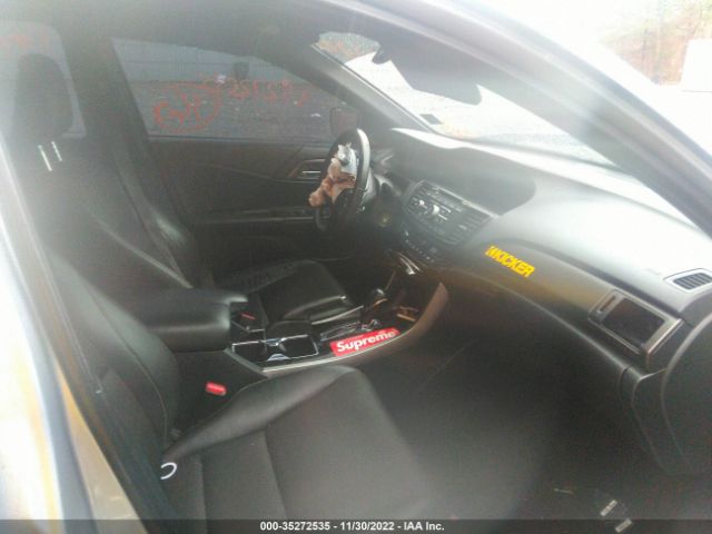 1HGCR2F57HA070653 Honda Accord Sedan Sport
