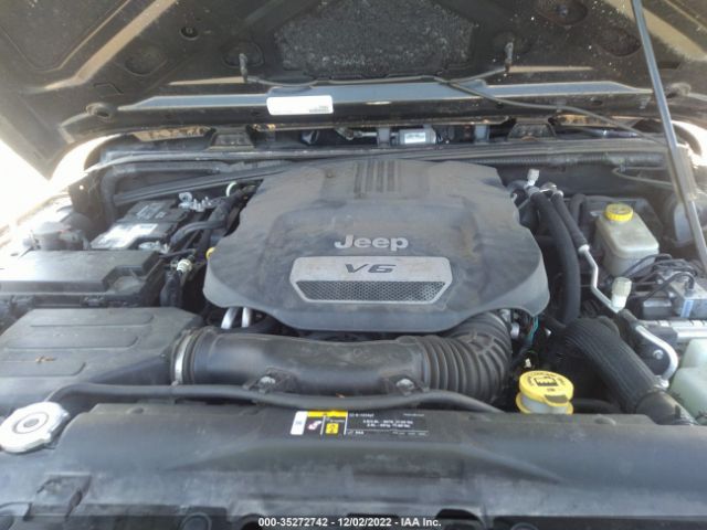 1C4BJWDG0HL554682 Jeep Wrangler Unlimited Sport