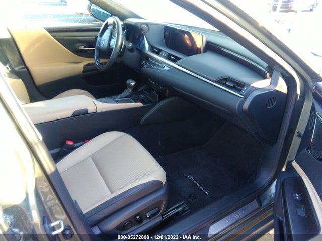 2019 Lexus ES, VIN: 58ABZ1B11KU007260