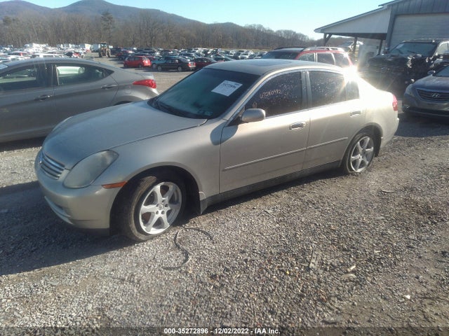 2004 INFINITI G35 SEDAN W/LEATHER VIN: JNKCV51F04M717185