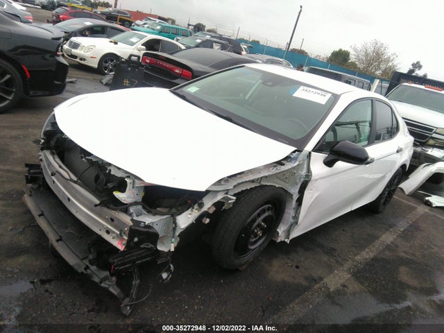 Toyota Camry 2021 4T1G11AK9MU403454 Image 2