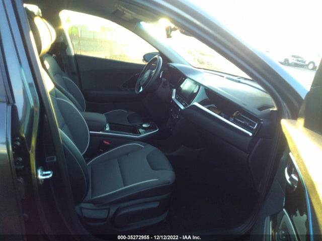 2022 Kia Niro, VIN: KNDCC3LG0N5159321